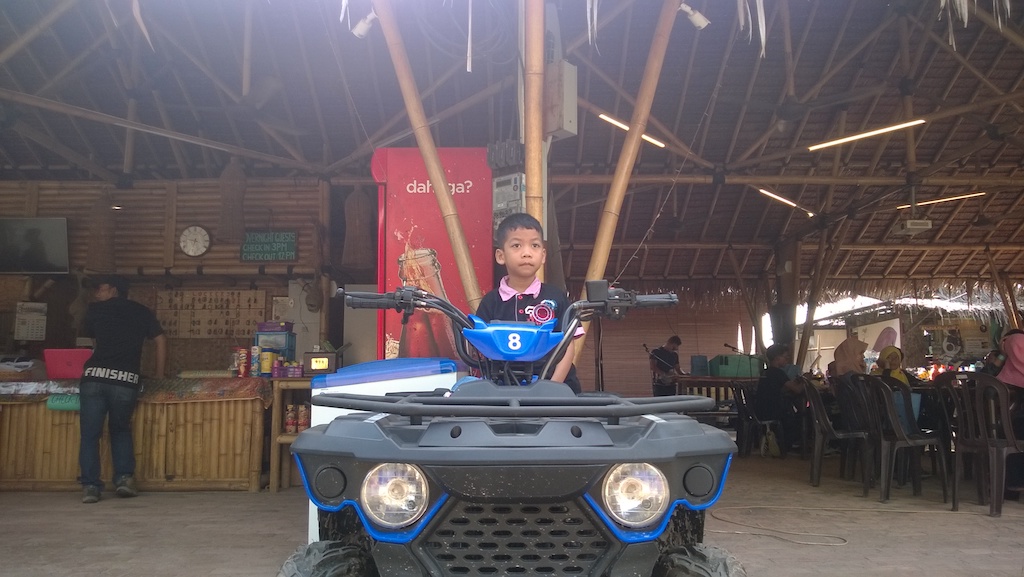 hari keluarga tadom hill resort WP 20170729 013
